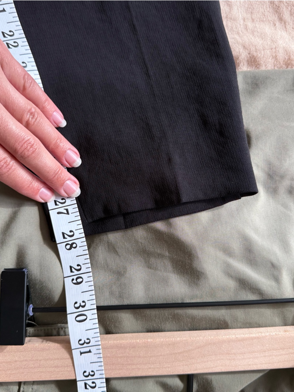 Express Black Women's Tailored Dress Trousers - Picture 6 of 9